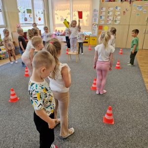 Dzieci" statki" zatrzymują się