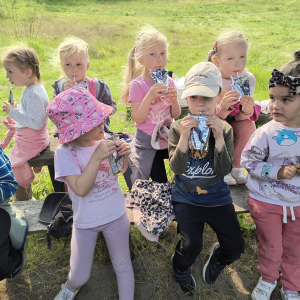 odpoczynek po zabawie i degustacja pyszności przygotowanych przez prowadzących