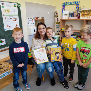 jesienne czytanie na dywanie