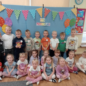 wspólne pamiątkowe zdjęcie grupy Biedronki