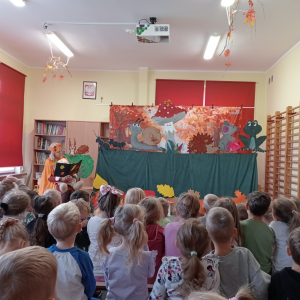 przedstawienie "Dom pod Muchomorkiem"