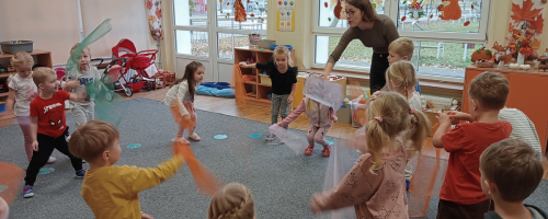 Zajęcia rytmiczno-muzyczne z Panią Anią