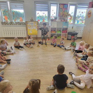 Prezentacja dzwonów przez p. Gabrysię.