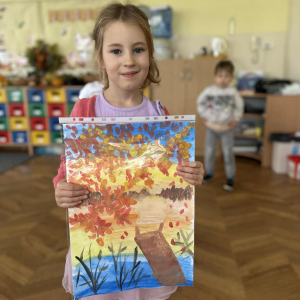 Nasze jesienne dzieła – gotowe prace prezentują różnorodne spojrzenia na kaszubską jesień.