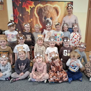 Wspólna fotografia dzieci i pani