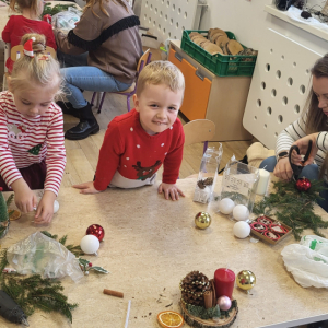 Wspólne wykonywanie stroików.