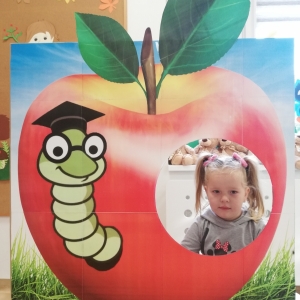 Indywidualne zdjęcie w jabłkowej budce