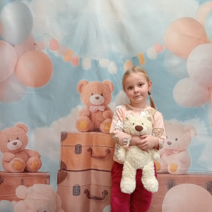 dziewczynka z misiem