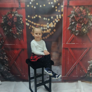 Świąteczna sesja zdjęciowa dzieci.