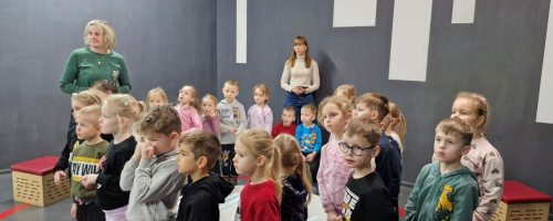 Dzieci  z grupy "Skrzaty" gościły  w Eksperymentarium 