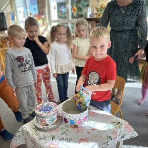 Wyjątkowy dzień Ignasia – urodzinowe chwile pełne radości 