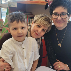 Chłopiec z Babciami