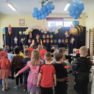 zabawy prowadzone przez Animatorkę