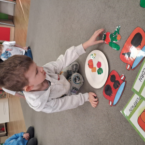 Dzieci komponują swoje ulubione danie