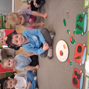 Dzieci komponują swoje ulubione danie