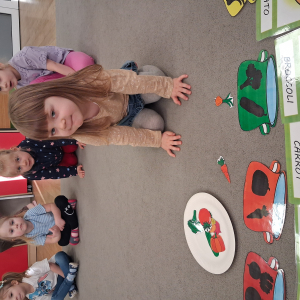 Dzieci komponują swoje ulubione danie