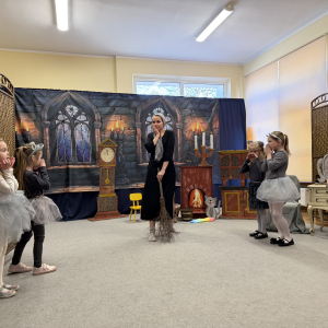 Bal w pałacu – Kopciuszek spotyka księcia