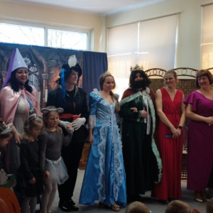 Występy formacji teatralnej "Baju, baj..."