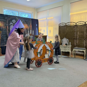 przedstawienie "Kopciuszek"