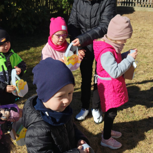 szukanie upominków od zajączka