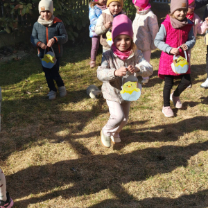 szukanie upominków od zajączka